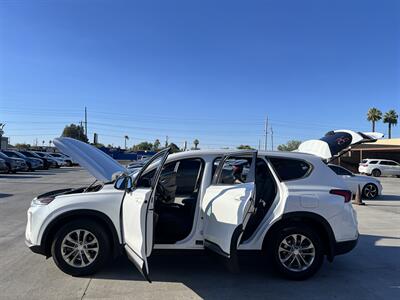 2020 Hyundai SANTA FE SEL   - Photo 6 - Phoenix, AZ 85009