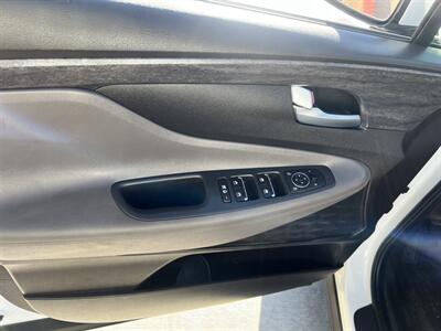 2020 Hyundai SANTA FE SEL   - Photo 11 - Phoenix, AZ 85009