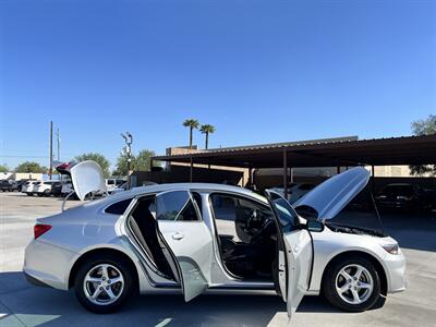 2018 Chevrolet Malibu LS   - Photo 5 - Phoenix, AZ 85009