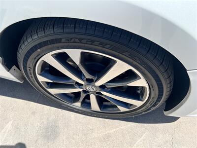 2017 Nissan Altima 2.5 SR   - Photo 17 - Phoenix, AZ 85009