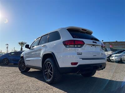 2018 Jeep Grand Cherokee Trailhawk   - Photo 3 - Phoenix, AZ 85009