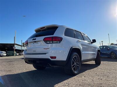 2018 Jeep Grand Cherokee Trailhawk   - Photo 4 - Phoenix, AZ 85009