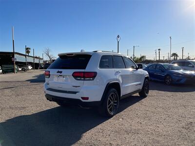 2018 Jeep Grand Cherokee Trailhawk   - Photo 17 - Phoenix, AZ 85009