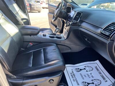 2019 Jeep Grand Cherokee High Altitude   - Photo 16 - Phoenix, AZ 85009