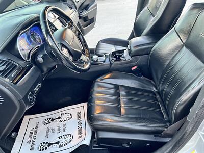 2021 Chrysler 300 S V6   - Photo 7 - Phoenix, AZ 85009