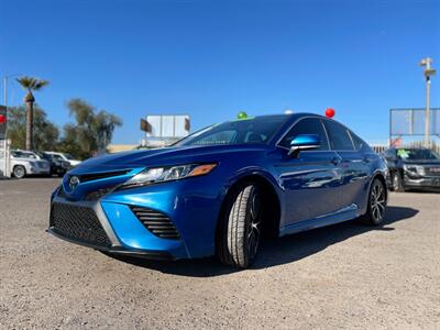 2020 Toyota Camry SE   - Photo 2 - Phoenix, AZ 85009