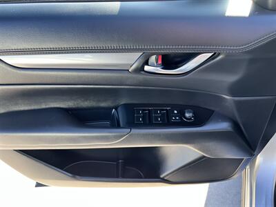 2018 Mazda CX-5 Touring   - Photo 11 - Phoenix, AZ 85009