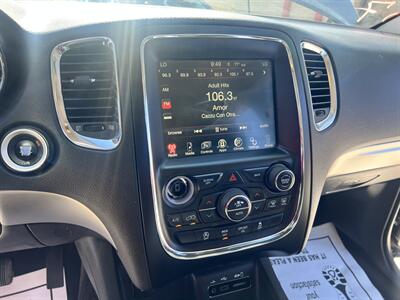 2017 Dodge Durango SXT   - Photo 9 - Phoenix, AZ 85009