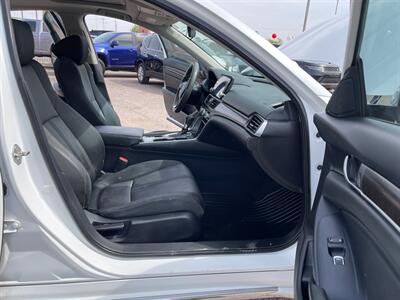 2019 Honda Accord EX   - Photo 8 - Phoenix, AZ 85009