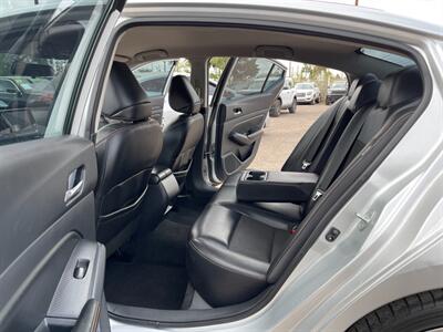 2019 Nissan Altima 2.5 SR   - Photo 6 - Phoenix, AZ 85009