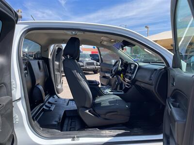 2020 Chevrolet Colorado LT   - Photo 7 - Phoenix, AZ 85009