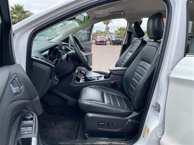 2019 Ford Escape SEL   - Photo 5 - Phoenix, AZ 85009