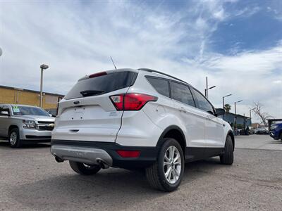 2019 Ford Escape SEL   - Photo 4 - Phoenix, AZ 85009
