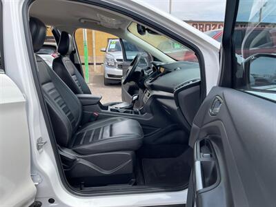 2019 Ford Escape SEL   - Photo 8 - Phoenix, AZ 85009