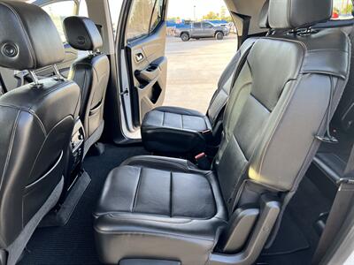 2019 Chevrolet Traverse LT Leather - Photo 12 - Phoenix, AZ 85009