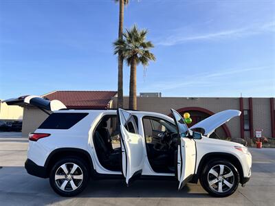 2019 Chevrolet Traverse LT Leather - Photo 5 - Phoenix, AZ 85009