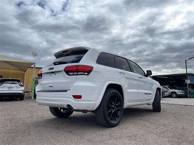 2019 Jeep Grand Cherokee Laredo   - Photo 4 - Phoenix, AZ 85009