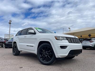 2019 Jeep Grand Cherokee Laredo   - Photo 1 - Phoenix, AZ 85009