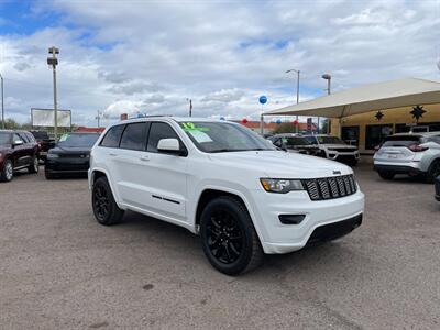 2019 Jeep Grand Cherokee Laredo   - Photo 13 - Phoenix, AZ 85009