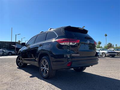2019 Toyota Highlander LE - Photo 3 - Phoenix, AZ 85009