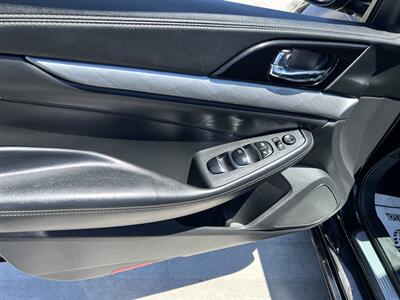 2017 Nissan Maxima 3.5 SV   - Photo 11 - Phoenix, AZ 85009