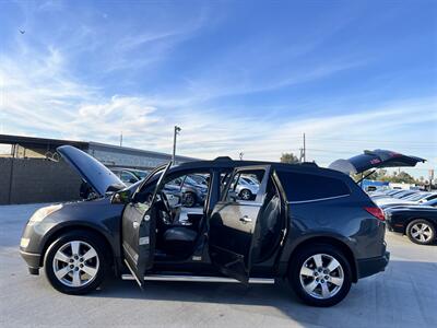 2012 Chevrolet Traverse LTZ   - Photo 6 - Phoenix, AZ 85009