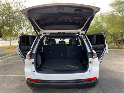 2022 Jeep Grand Cherokee Altitude - Photo 7 - Phoenix, AZ 85009