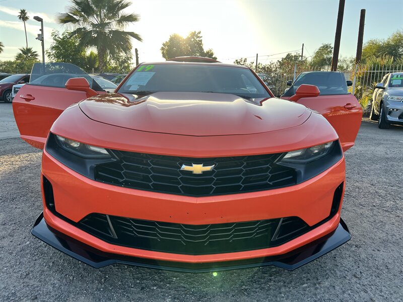 2019 Chevrolet Camaro 1LS 1LT photo 4