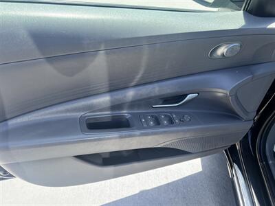 2021 Hyundai ELANTRA SEL   - Photo 10 - Phoenix, AZ 85009