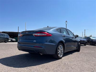 2019 Ford Fusion SE   - Photo 4 - Phoenix, AZ 85009