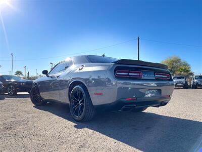 2018 Dodge Challenger R/T Plus   - Photo 3 - Phoenix, AZ 85009