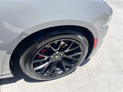 2018 Dodge Charger SXT   - Photo 16 - Phoenix, AZ 85009