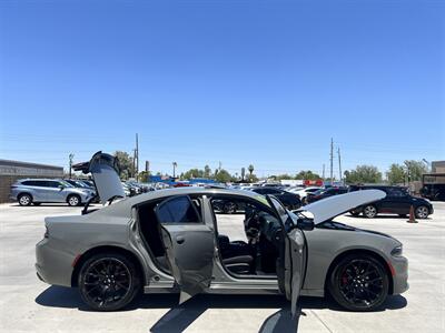 2018 Dodge Charger SXT   - Photo 5 - Phoenix, AZ 85009