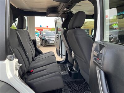 2017 Jeep Wrangler Unlimited Sport   - Photo 7 - Phoenix, AZ 85009