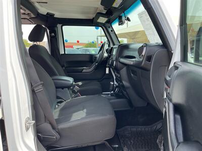 2017 Jeep Wrangler Unlimited Sport   - Photo 8 - Phoenix, AZ 85009