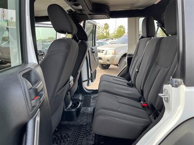 2017 Jeep Wrangler Unlimited Sport   - Photo 6 - Phoenix, AZ 85009