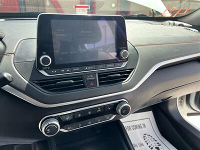 2020 Nissan Altima 2.5 SR   - Photo 9 - Phoenix, AZ 85009