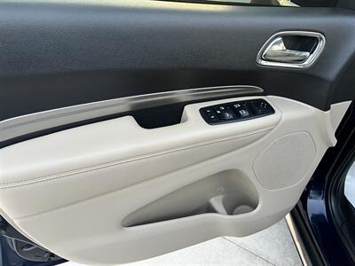 2018 Dodge Durango SXT   - Photo 11 - Phoenix, AZ 85009