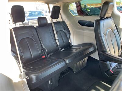 2017 Chrysler Pacifica Touring Plus - Photo 10 - Phoenix, AZ 85009