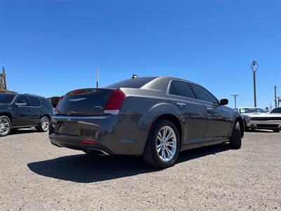 2016 Chrysler 300 C   - Photo 4 - Phoenix, AZ 85009