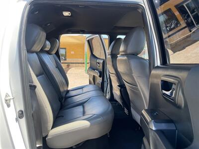 2017 Toyota Tacoma SR5 V6 - Photo 7 - Phoenix, AZ 85009