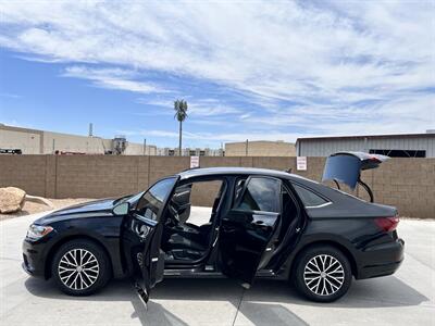 2021 Volkswagen Jetta R-Line - Photo 6 - Phoenix, AZ 85009