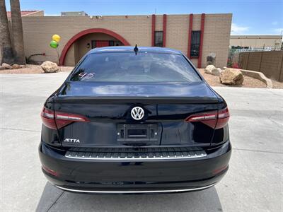 2021 Volkswagen Jetta R-Line - Photo 3 - Phoenix, AZ 85009