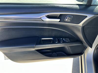 2019 Ford Fusion SEL - Photo 12 - Phoenix, AZ 85009