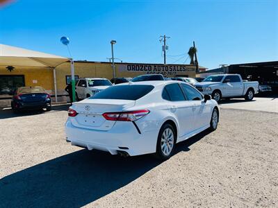 2020 Toyota Camry SE   - Photo 15 - Phoenix, AZ 85009