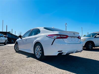 2020 Toyota Camry SE   - Photo 3 - Phoenix, AZ 85009