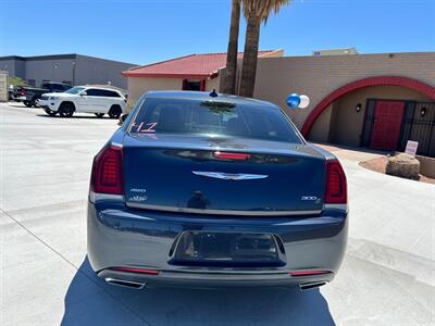 2017 Chrysler 300 S   - Photo 3 - Phoenix, AZ 85009