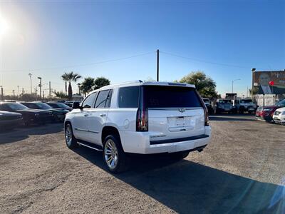 2017 Cadillac Escalade Luxury   - Photo 16 - Phoenix, AZ 85009