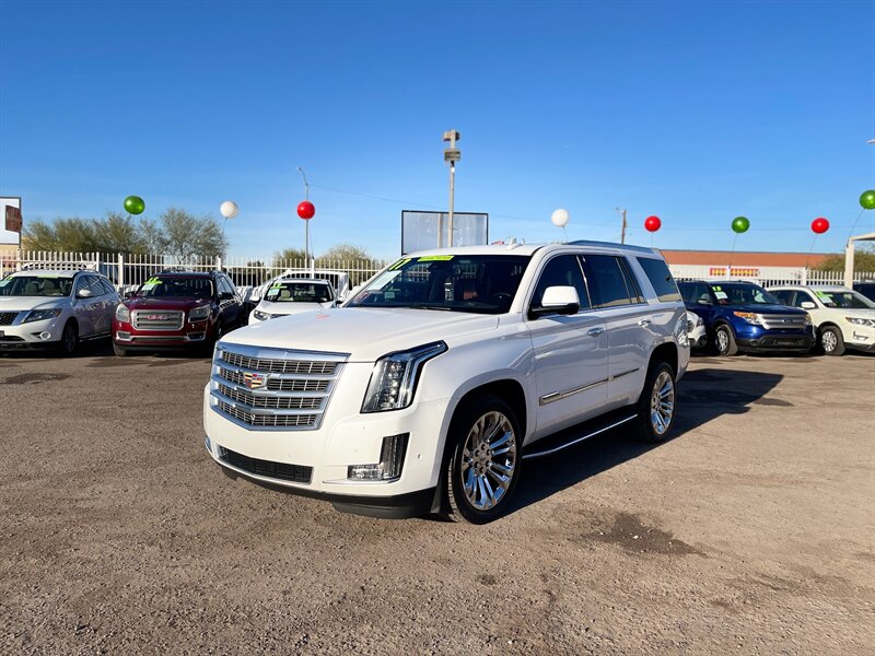 2017 Cadillac Escalade Luxury photo 15