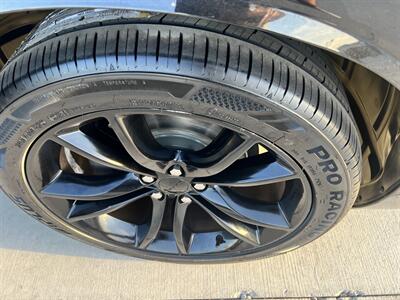 2016 Dodge Challenger SXT   - Photo 14 - Phoenix, AZ 85009